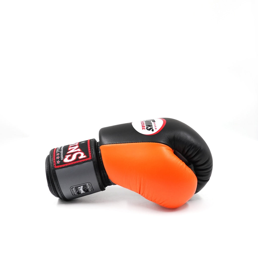 Twins Special BGVL-3 Air Boxing Gloves Black/Orange/Grey / Bokshandschoenen Zwart/Oranje/Grijs | Muay Thai Leder