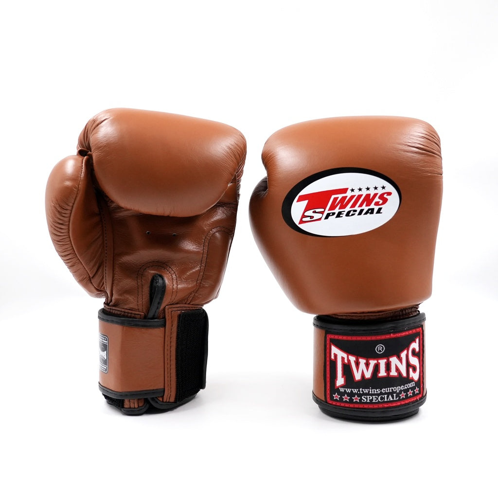 Twins Special BGVL-3 Boxing Gloves Brown / Bokshandschoenen Bruin | Muay Thai Leder