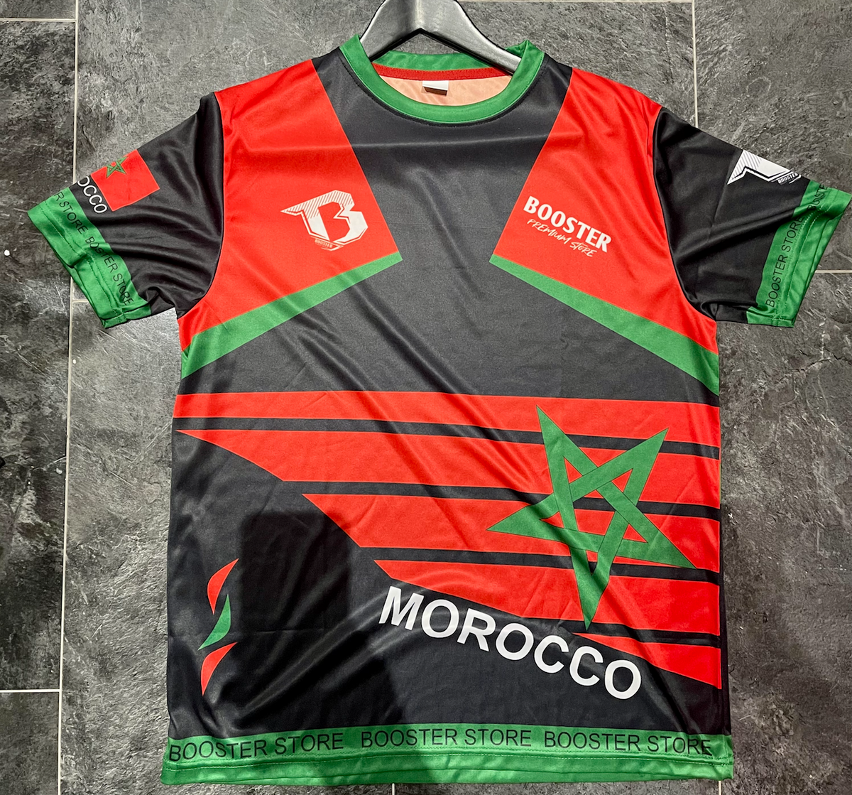 Booster Marokko T-shirt met Marokkaanse vlag en vechtsporticonen, ademend katoen, uniseks design voor sport en casual gebruik