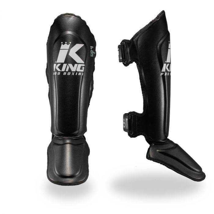 King Pro scheenbeschermers KPB/SGL 7 premium lichtgewicht met dubbele voering en brede voetdekking voor intensieve sparring