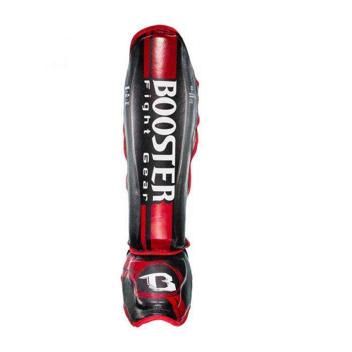 Roode Booster V3 scheenbeschermers van premium leer, handgemaakt in Thailand voor maximale bescherming en comfort bij kickboksen en MMA.
