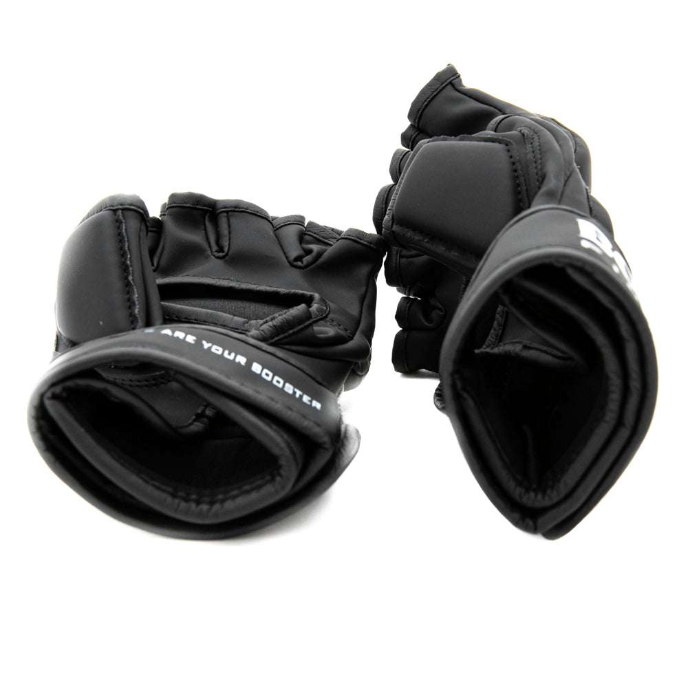 Booster BFF Supreme MMA Handschoenen – onderzijde met open handpalm voor grappling