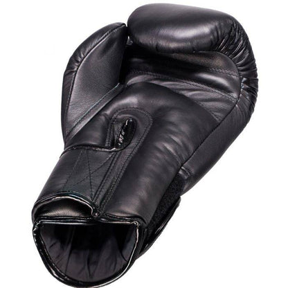 Booster V3 Pro sparring handschoenen zwart leer duimdetail / Booster V3 Pro sparring gloves black leather thumb detail