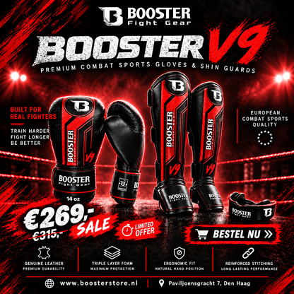 Booster V9 kickboks set zwart grijs en zilver – afbeelding bokshandschoenen
