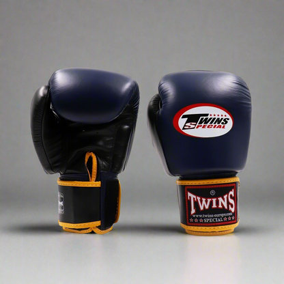 Twins Bokshandschoenen BGVL 3 Black/ Blue/ Yellow Bokshandschoenen BGVL 3 Black/ Blue/ Yellow 