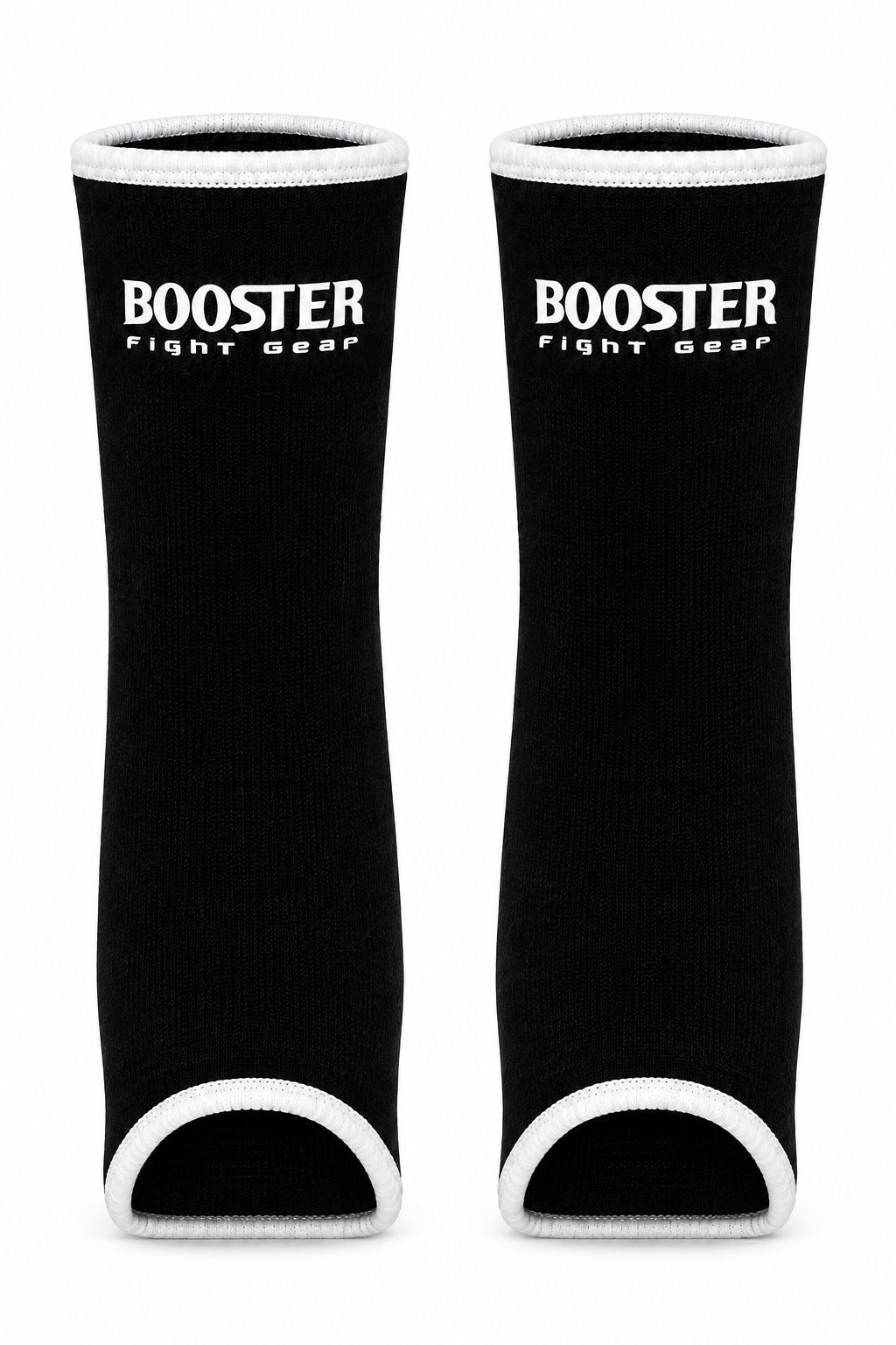 Booster Enkelsok Zwart – schuin aanzicht met open hiel, witte randen en Booster-logo