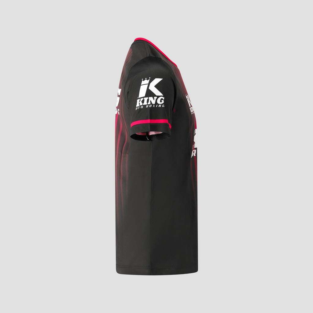 KING PRO BOXING Bloodline 1 set – zijaanzicht T-shirt met korte mouw en rode afwerking